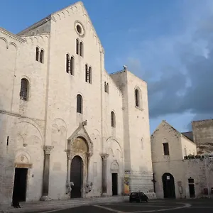  Nocleg ze śniadaniem La Maison Del Borgo Antico